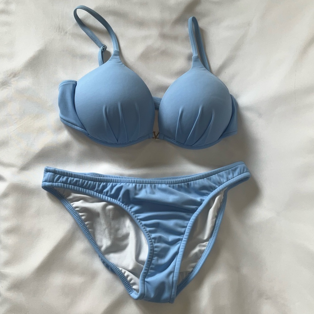 Venus - Bikini 👙